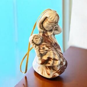 Sleepy Girl With Her Little Doll  Ceramic Figurine Marbled Brown & White 3.5"H